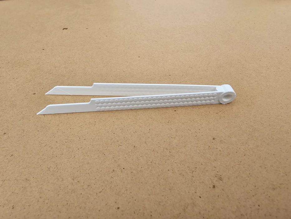 Pinça de Ponta Fina para Colecionismo de Insetos