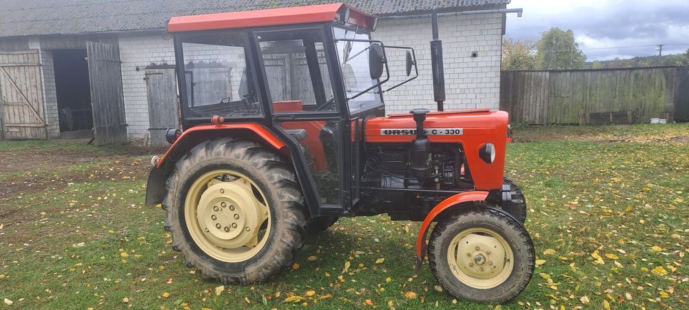 Ursus C 330, C 360