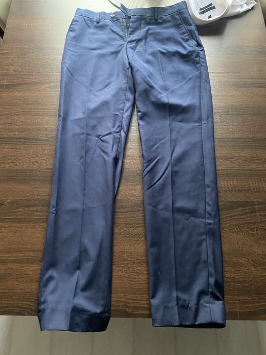 Garnitur granatowy marki Pawo – elegancja i jakość w jednym!