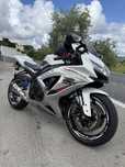 Gsxr 750 de 2012  k8 k9 l0 NACIONAL!