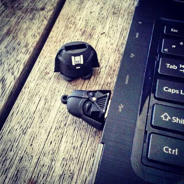 Коллекционная серия Звездные Войны USB-flash 64 Гб Дарт Вейдер