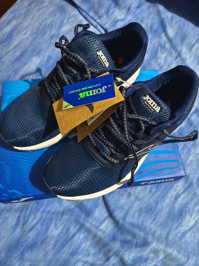 Tenis senhora Joma