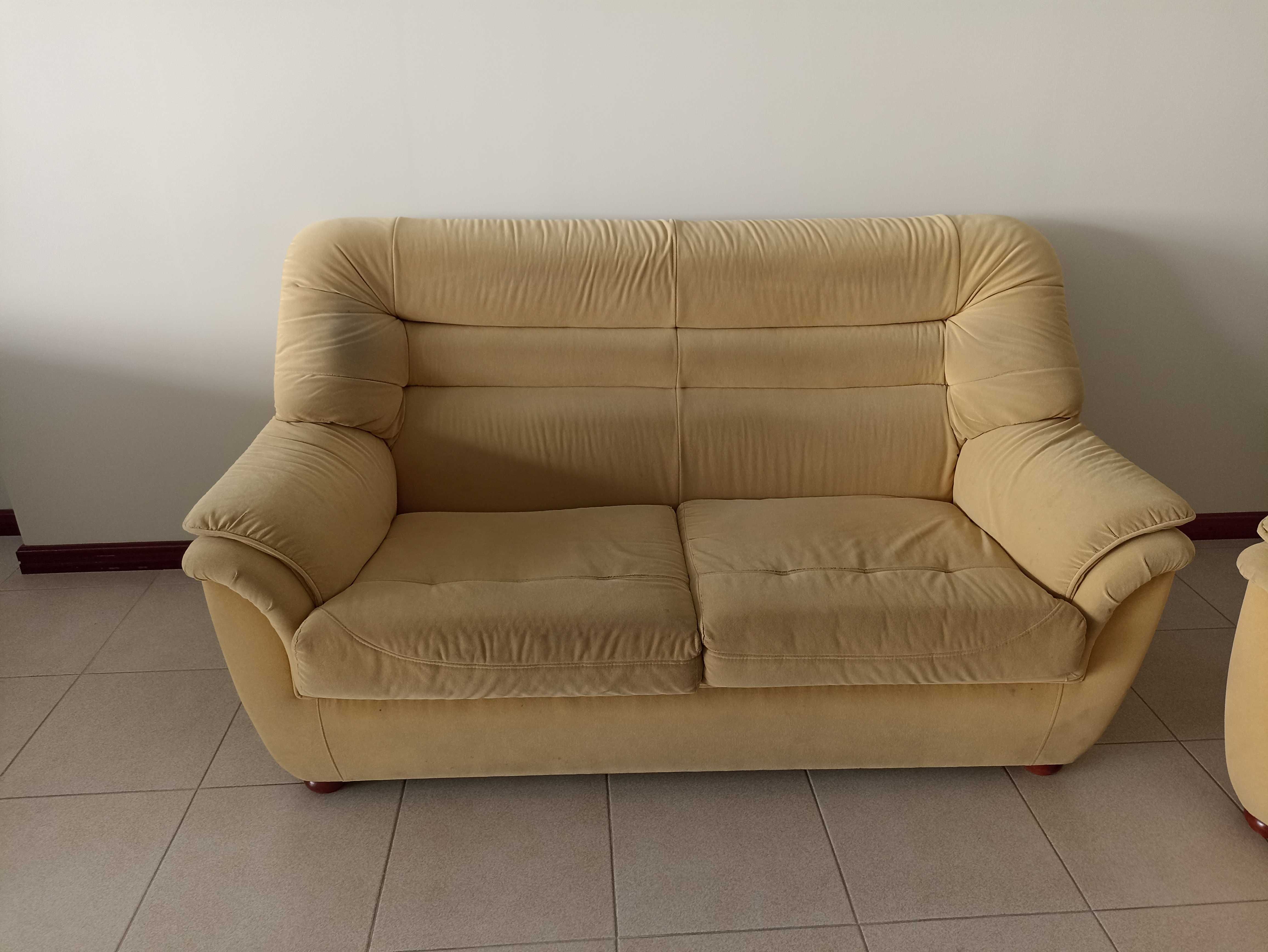 Sofa Tecido 2 Lugares 1.80 Mt