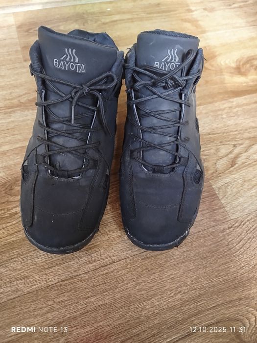 Продам зимові ботинки на підлітка