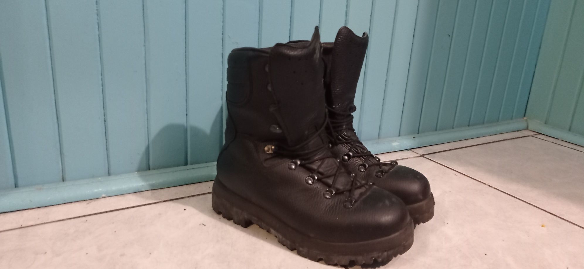 Zimowe buty wojskowe 933 Protektor