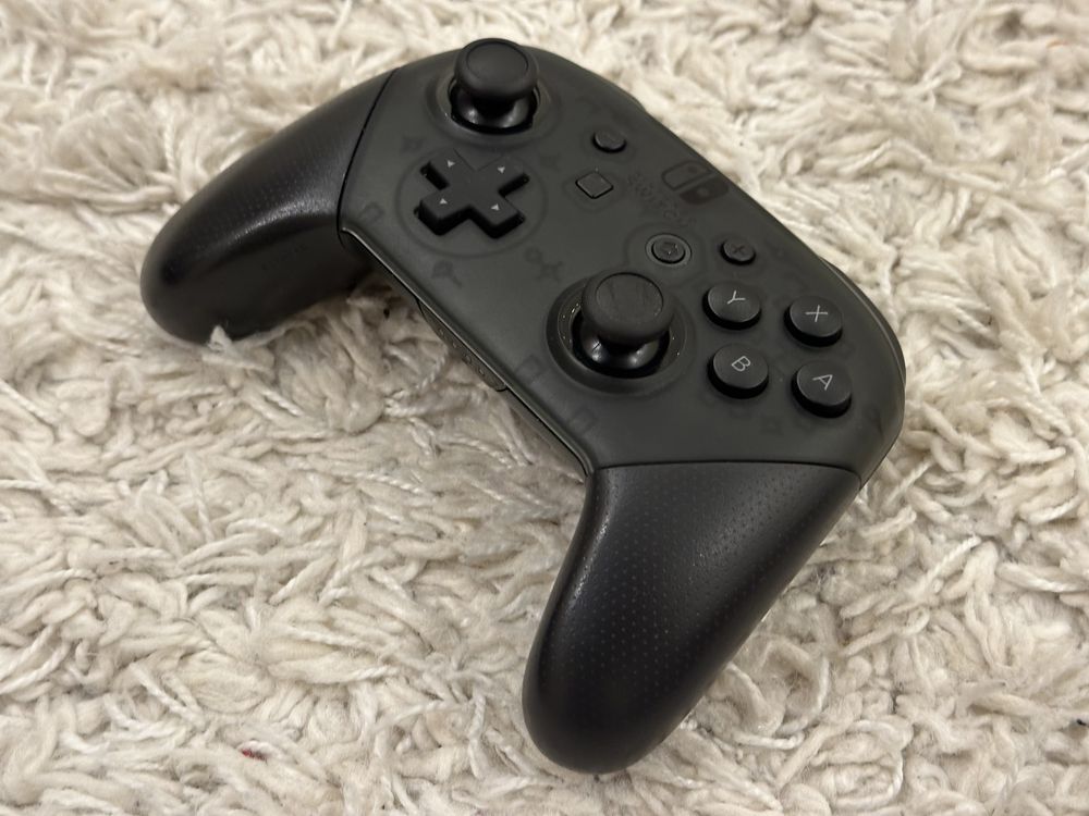 Геймпад Nintendo Switch Pro