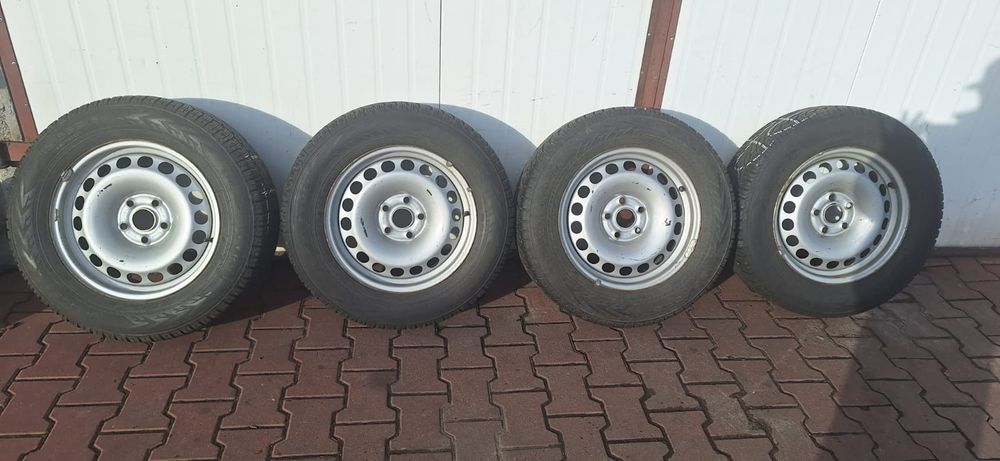 Koła zima 215/65R16 Nokian 5x112 VW