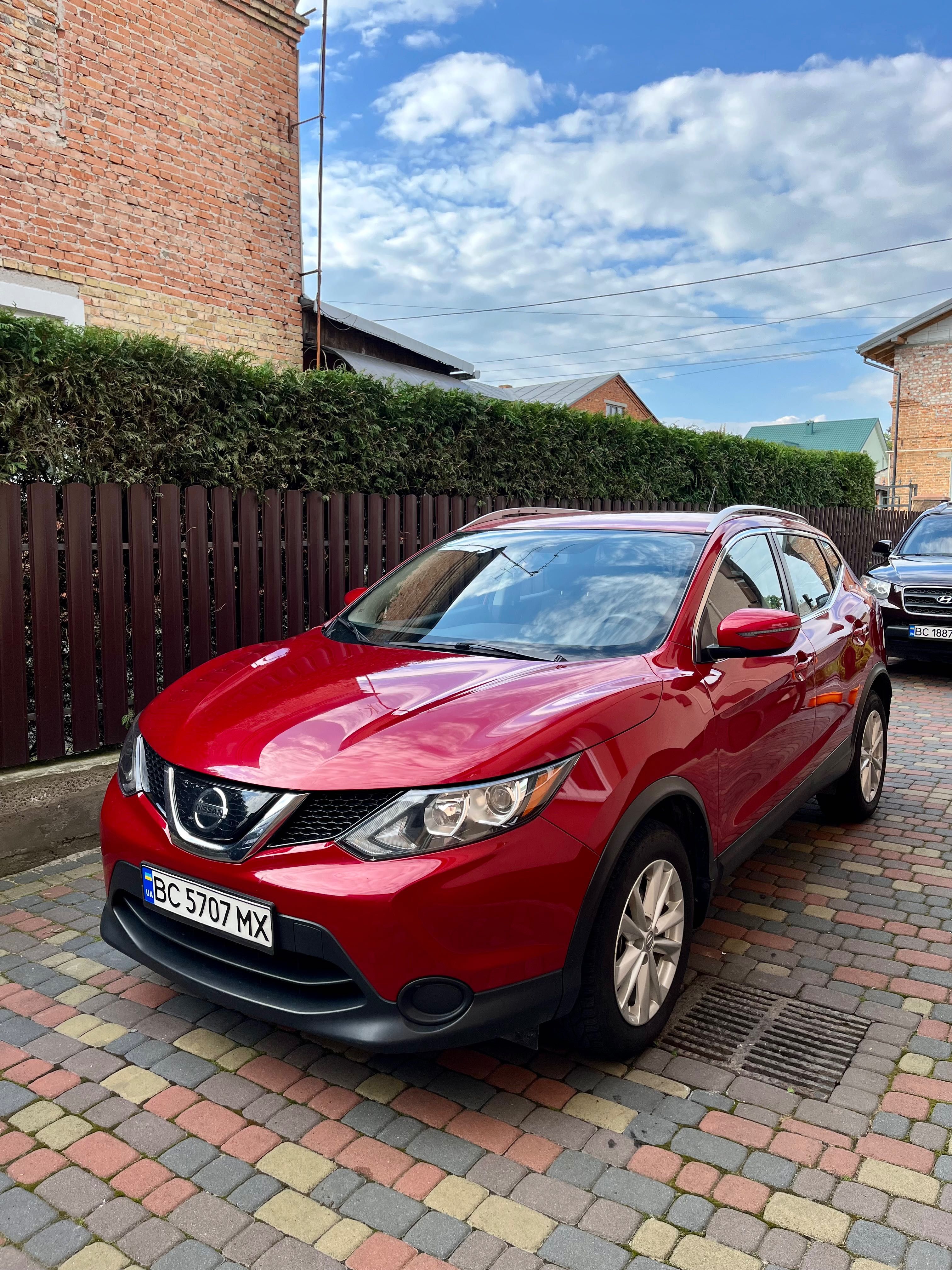 Автомобіль Nissan rogue