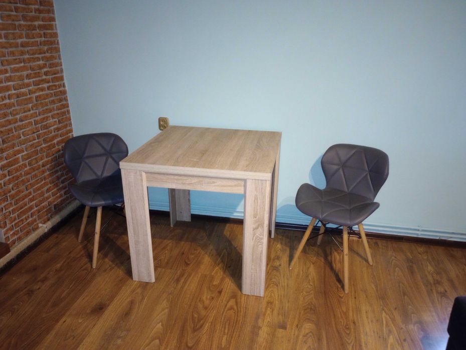 Stół rozkładany z krzesłami loft krzesła