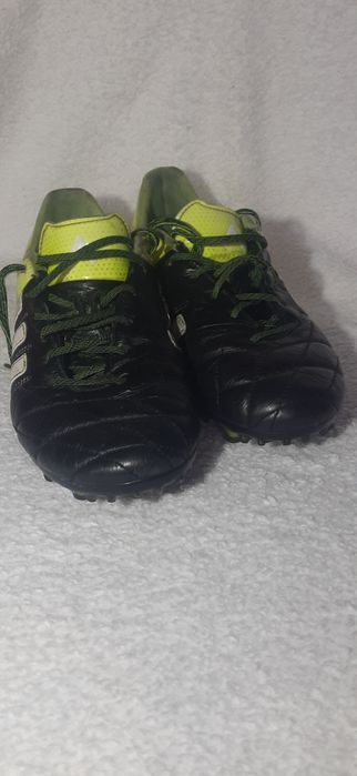Бутси Adidas оригінальні , копи 39 р