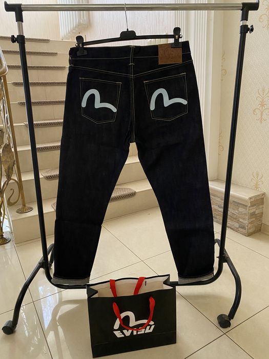 Size 31, 32, 33, 34, 36 EVISU JEANS