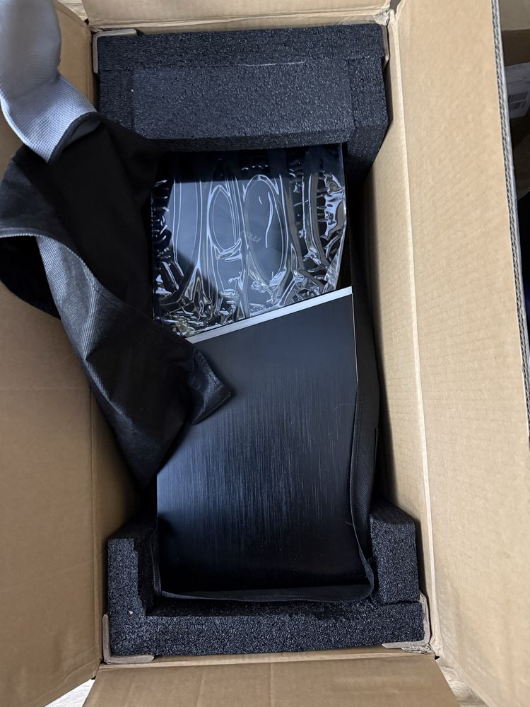 Obudowa msi  sekira500x