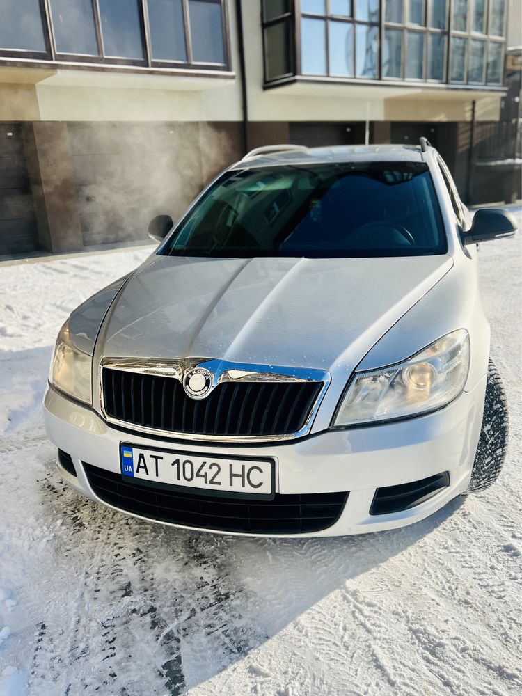 Шкода октавія 2009р АВТОМАТ. Skoda Octavia 1.9d