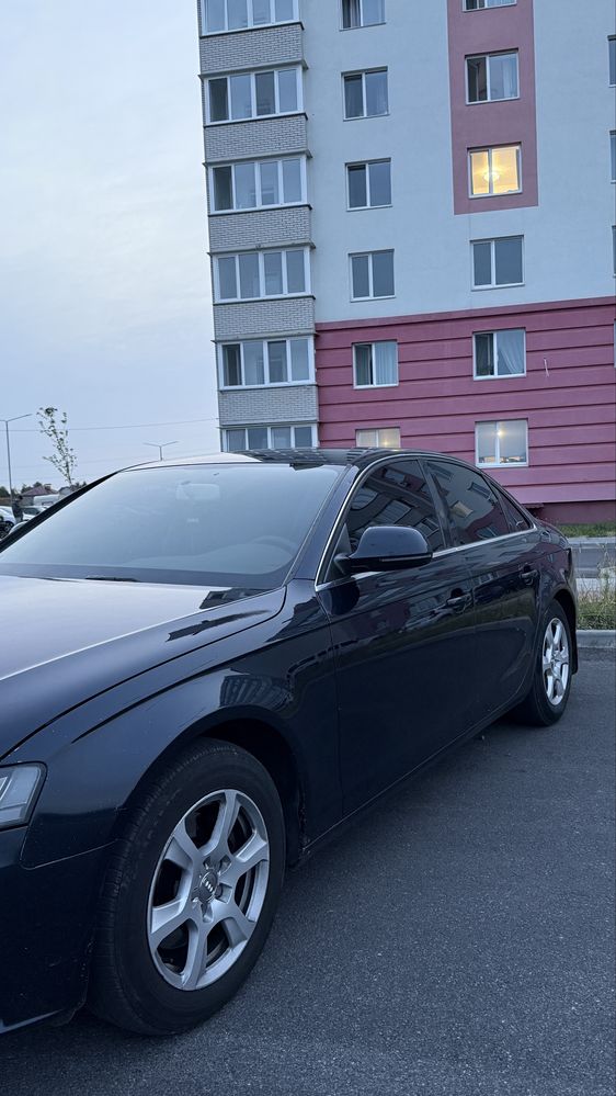 Продам Audi A4 B8K8