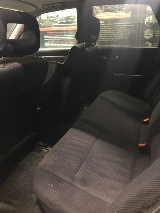 Audi 100 2.3 газ/бензин на полном ходу, технически в неплохом состояни