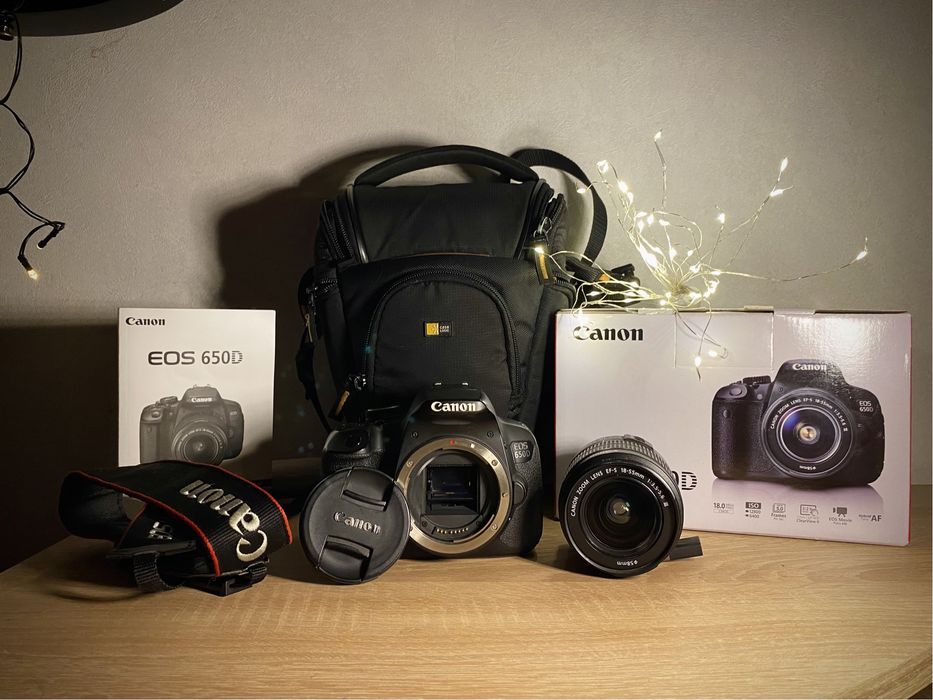 Canon EOS 650d + Canon 18-55 IS + комплект