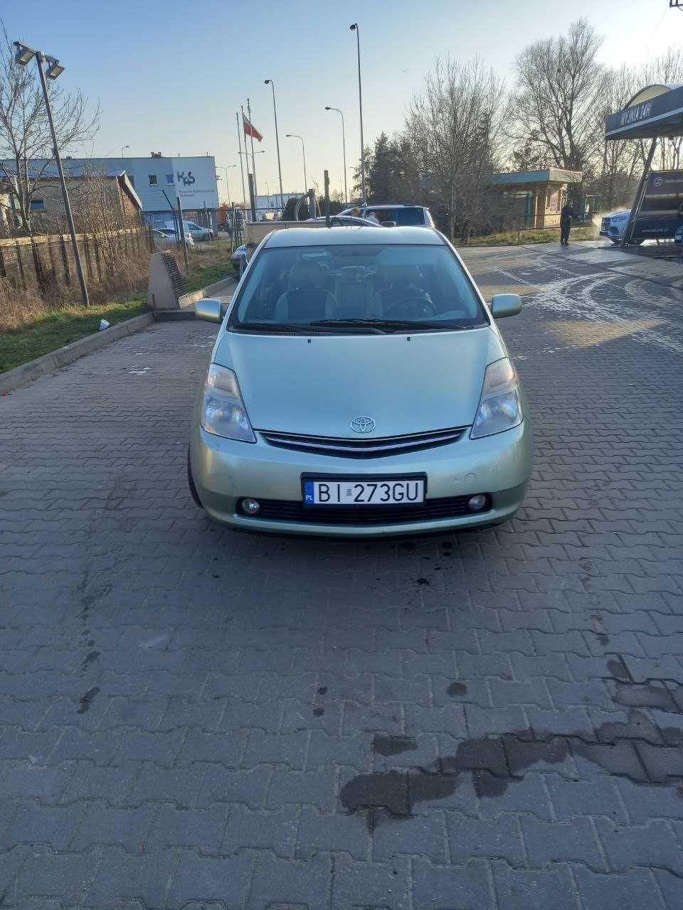 Toyota Prius Hybrid