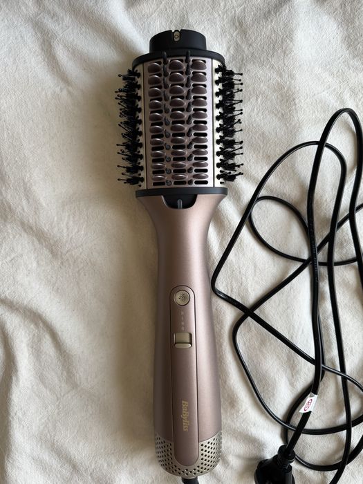 Фен-щітка BaByliss Air Power Volume AS95E