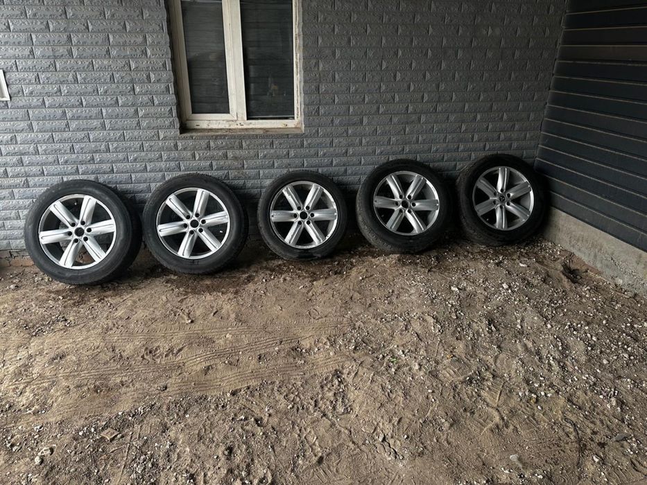 Продам диски з резиною R20 6x139.7 ступ 67.1.Pajero 4, 3, L 200 Toyota