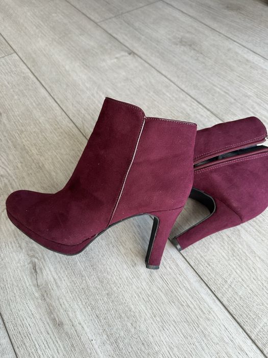 Piękne botki na obcasie