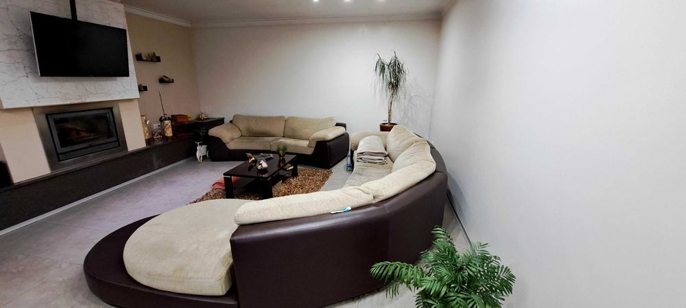 Sofá pequeno de sala