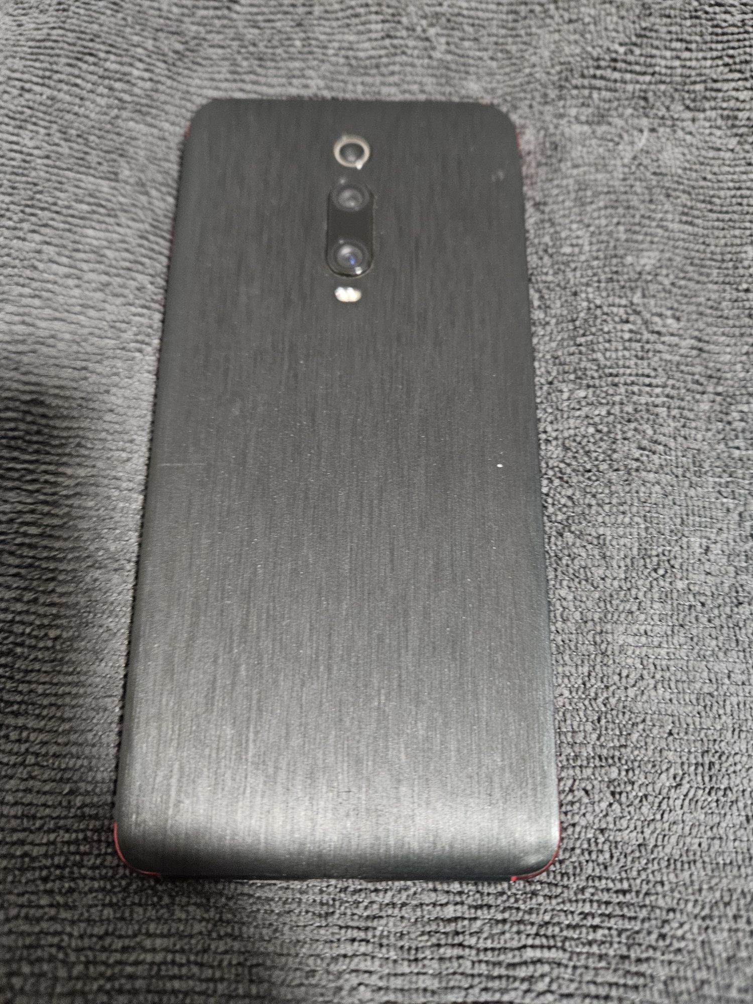 Смартфон Xiaomi Mi 9T