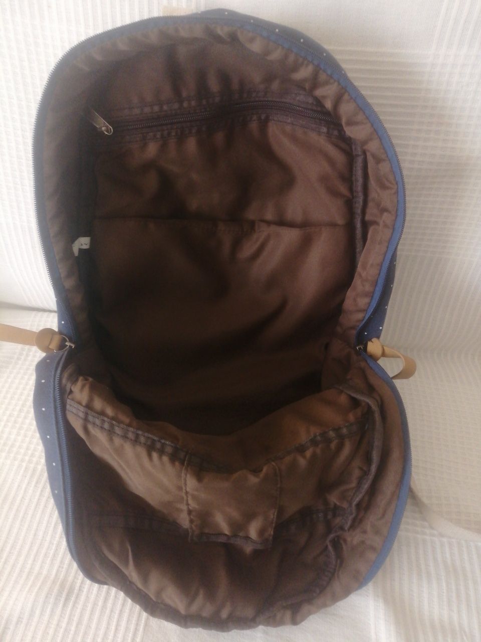 Mochila de marca, impecável