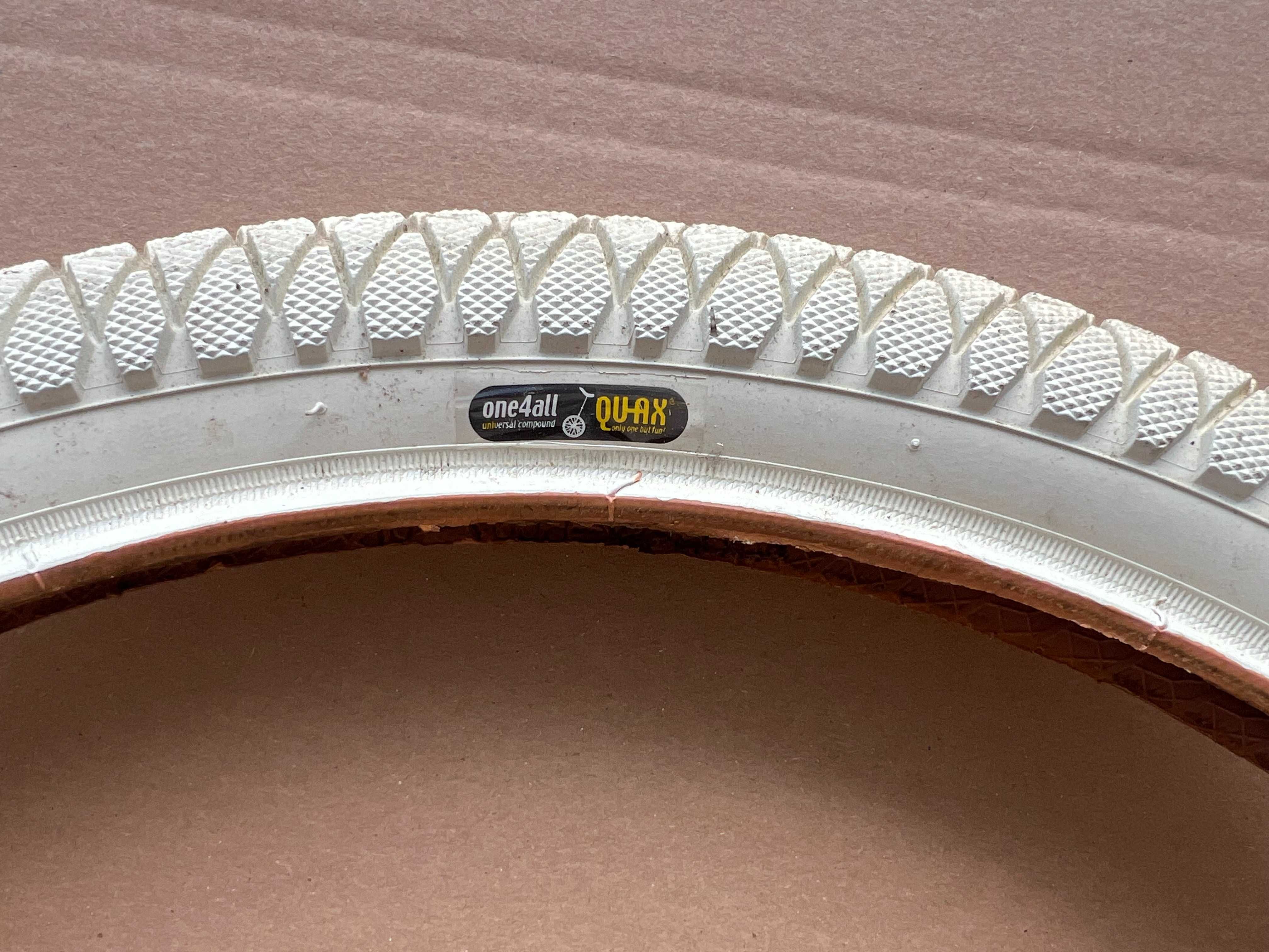 Opona QU-AX Luxus OnlyOne Monocykl 20x1,95" Biała 50-406 one4all 20"