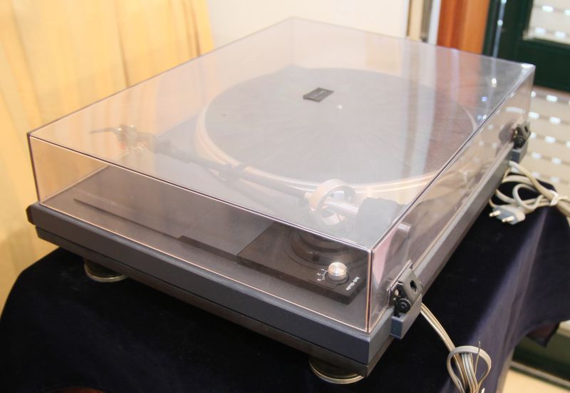 Giradiscos Garrard GT255P