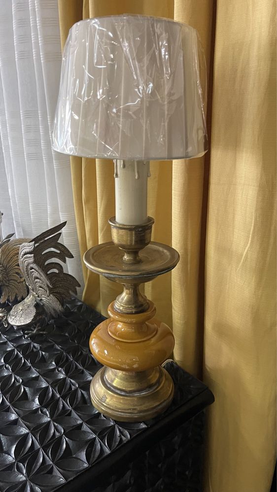 Candeeiro de mesa
