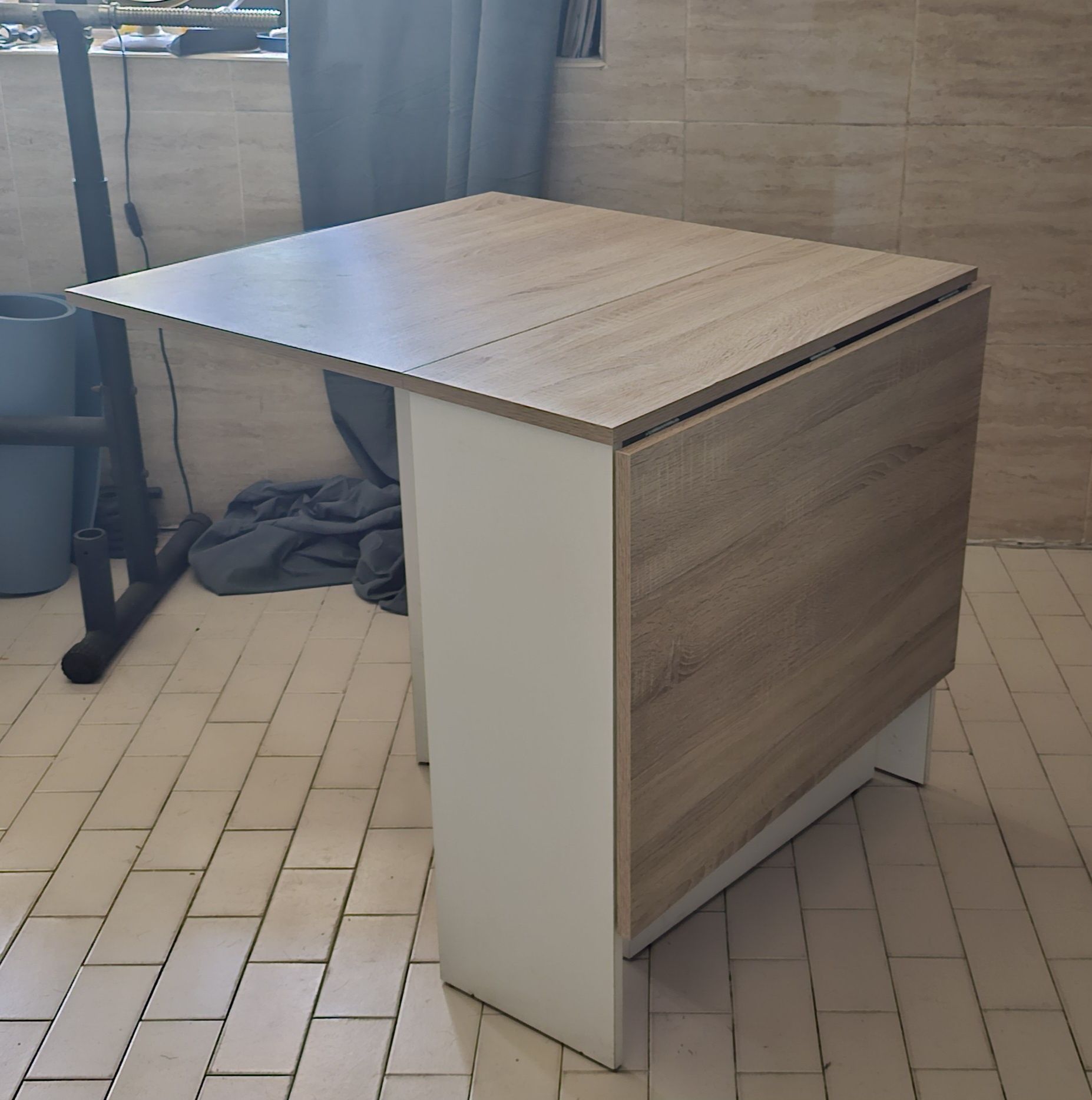Mesa dobrável (como nova)