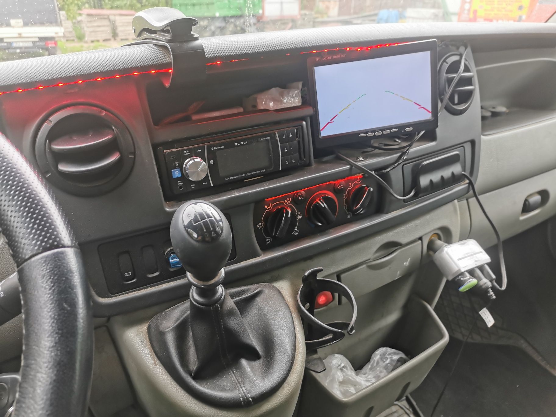 Opel Movano z windą pełna f. Vat