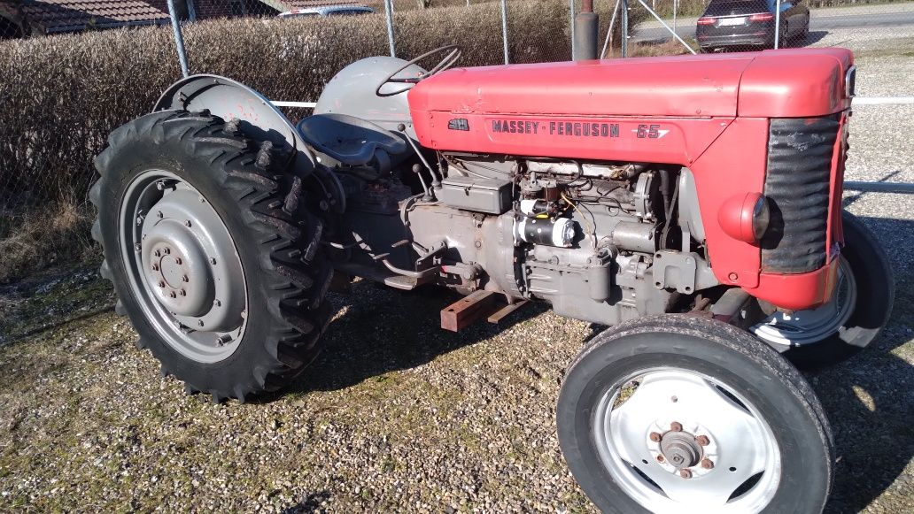 Massey Ferguson 65 diesel z Danii. C-360