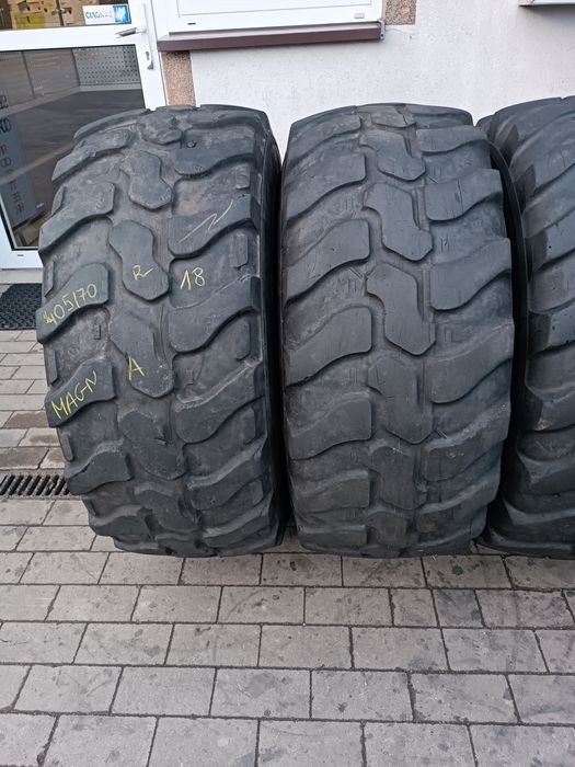 405/70R18 Dunlop SP T9 i Magna MA 11  15.5/70R18