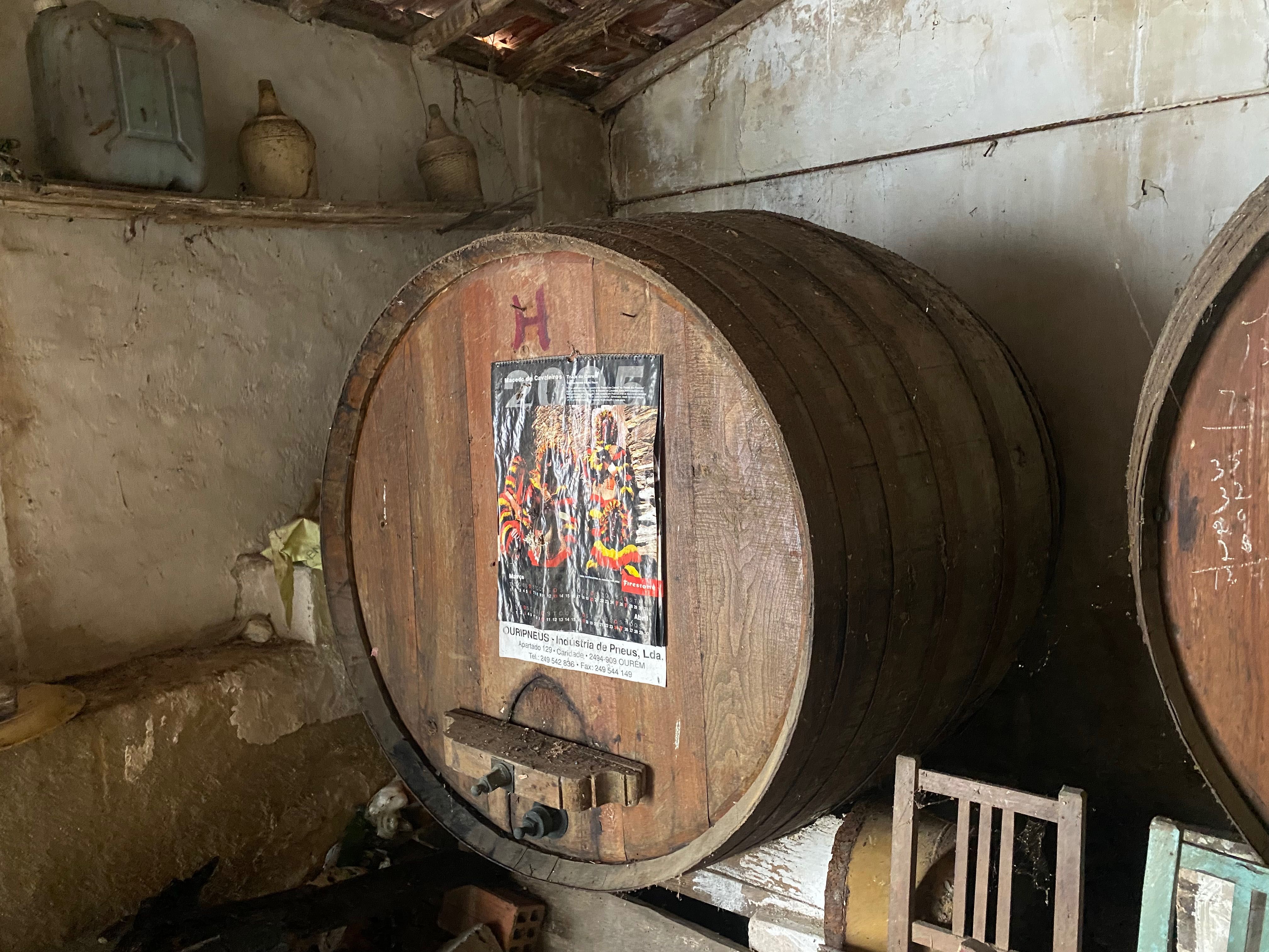Cubas de madeira grande