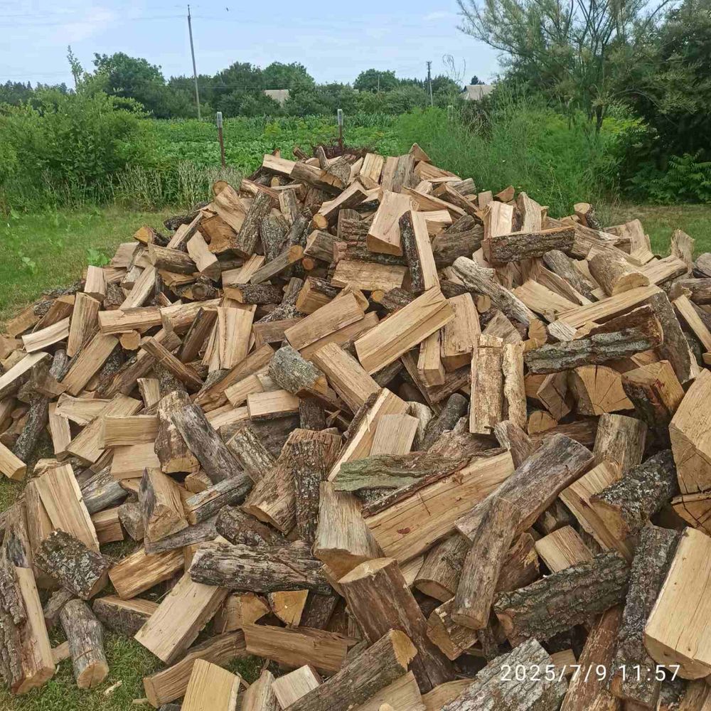 Якісні сухі дрова твердих порід