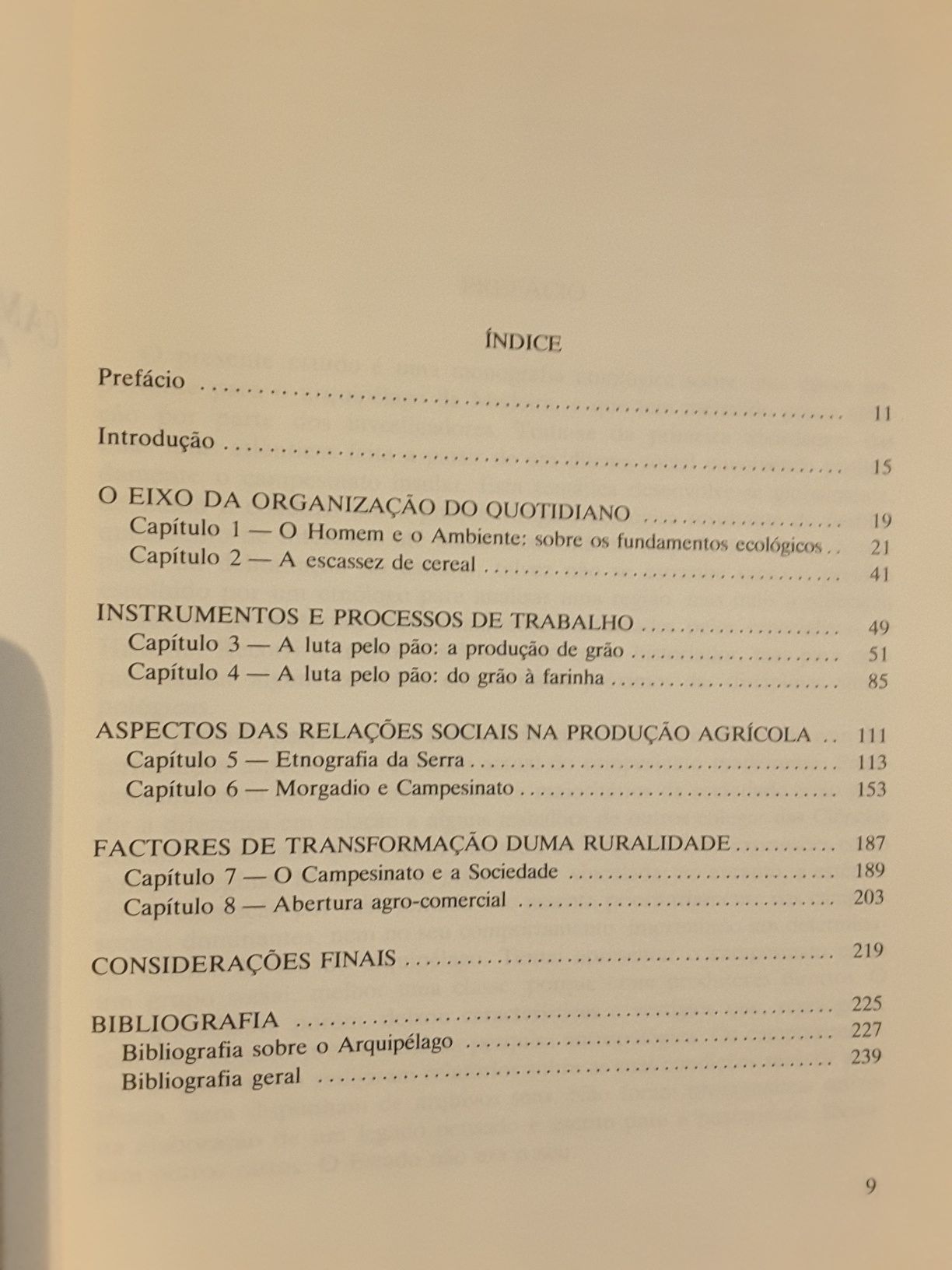 O Povo Yao ( Moçambique) / Camponeses da Madeira