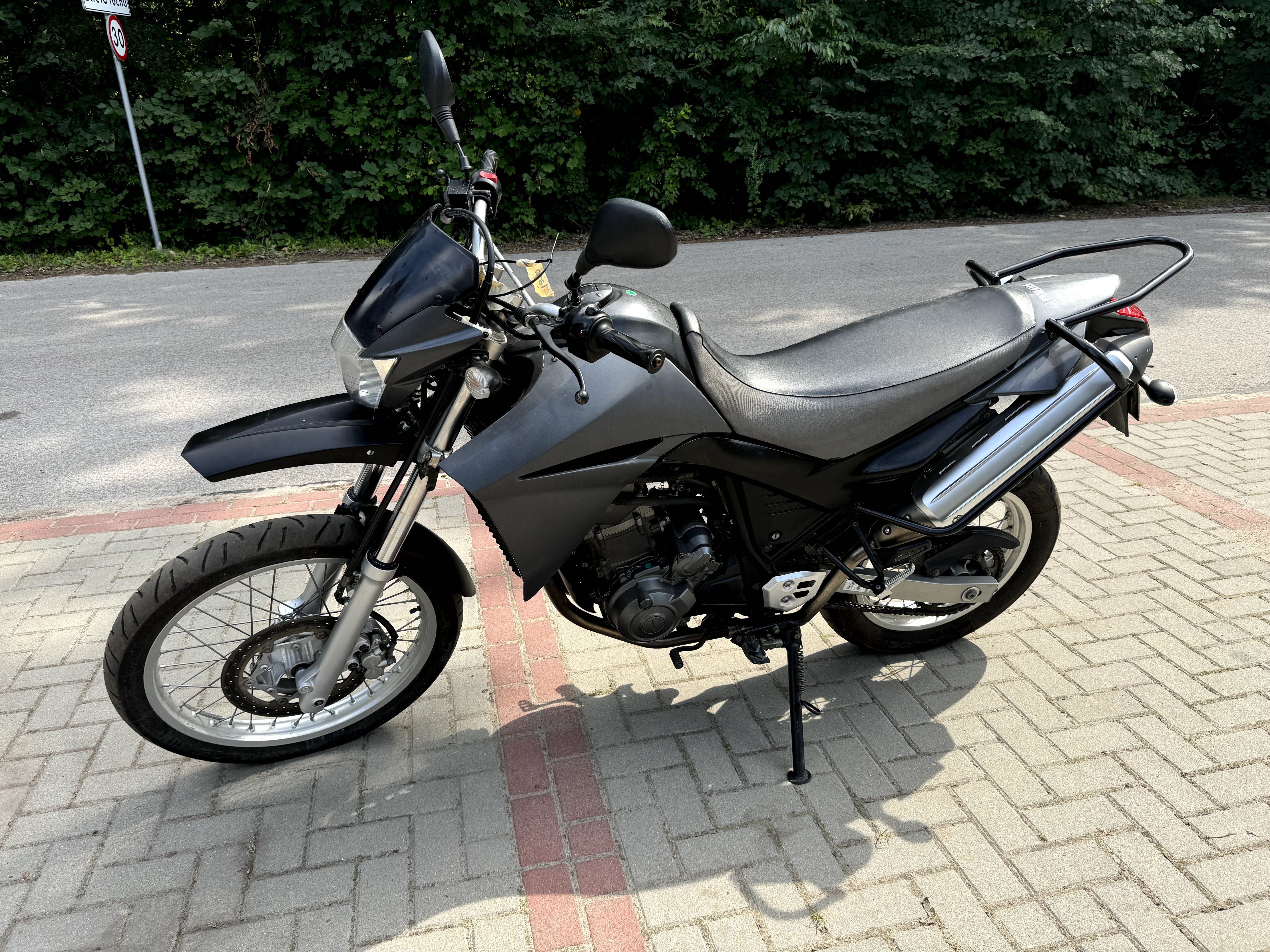 YAMAHA XT 660 Enduro, SuperMOTO 2006 rok 35,3 KW