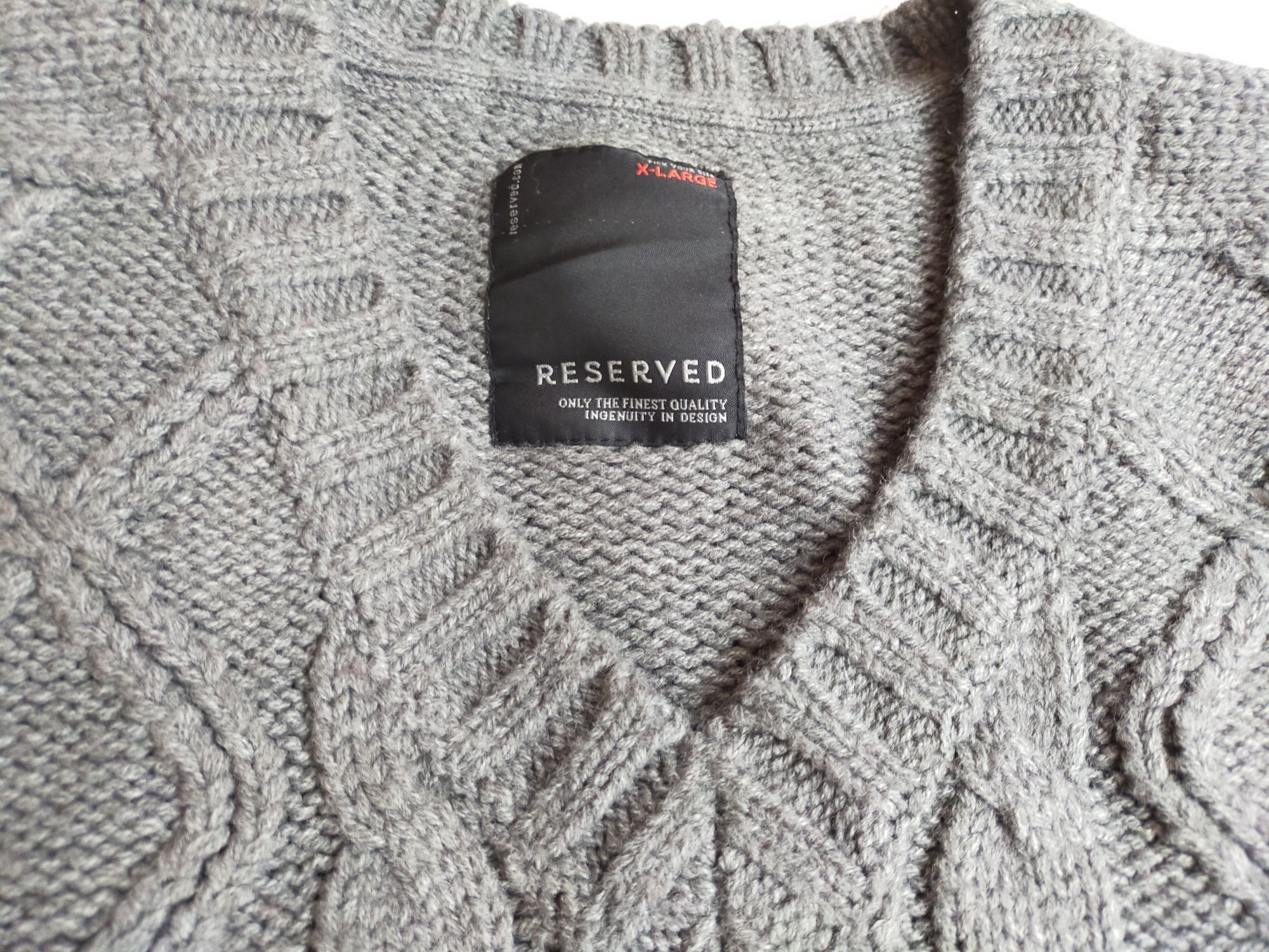 Sweter męski Reserved