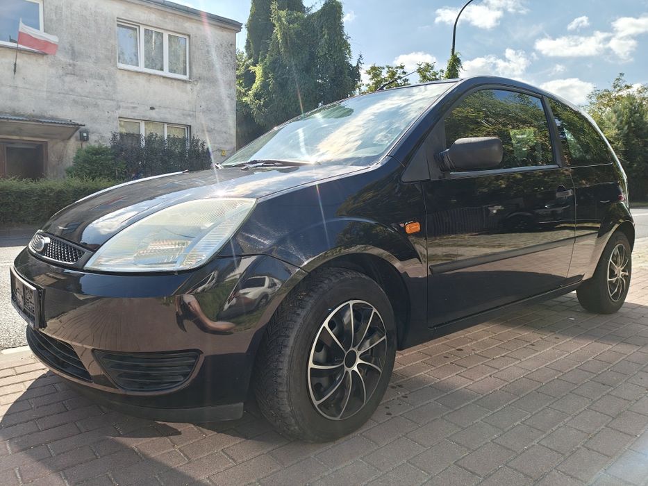 z Niemiec ładny FORD FIESTA 1.3 - opłacona do rejestracji w Polsce!