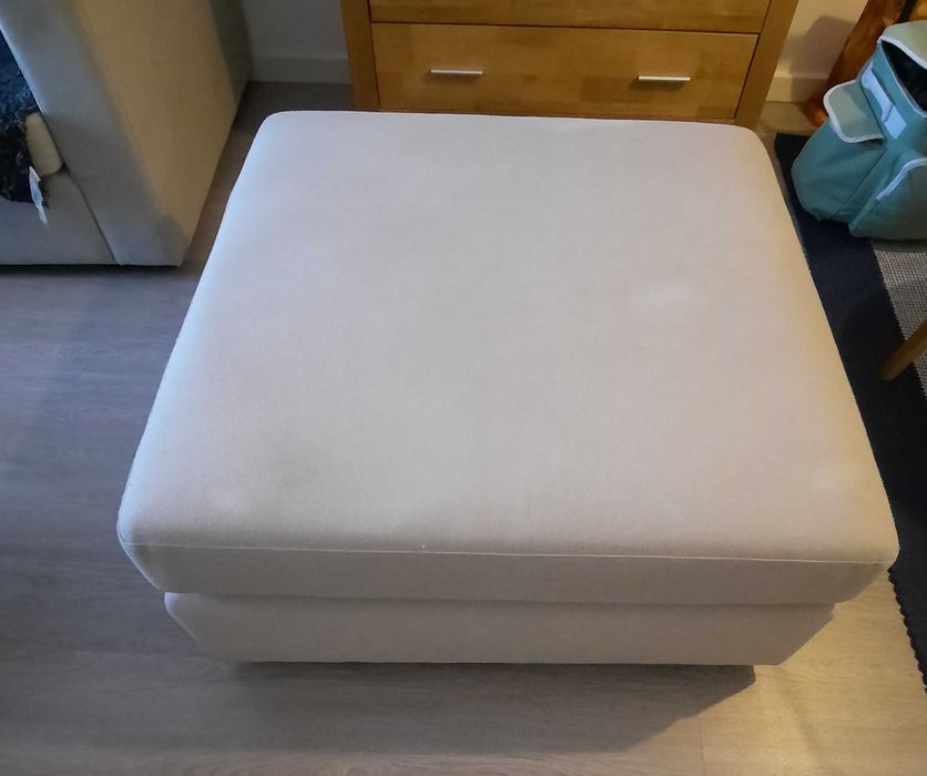 Banco Sofá Cinza Claro