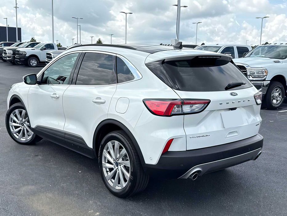 Ford Escape      2021