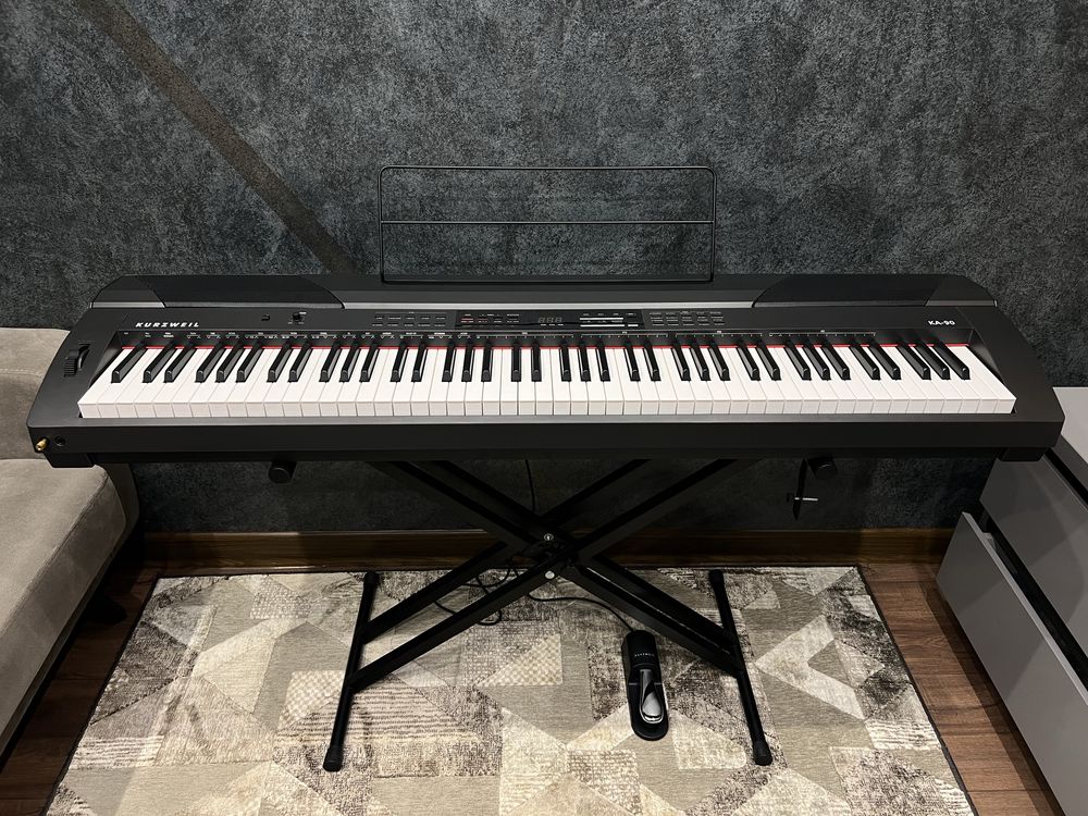 Цифровое пианино Kurzweil KA-90 WH + стойка + сустейн педаль + пюпитр