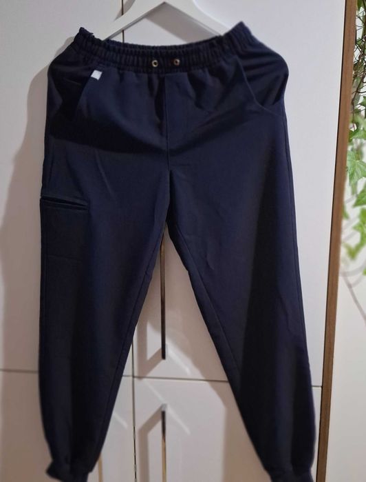 Odzież medyczna.  Komplet damski.