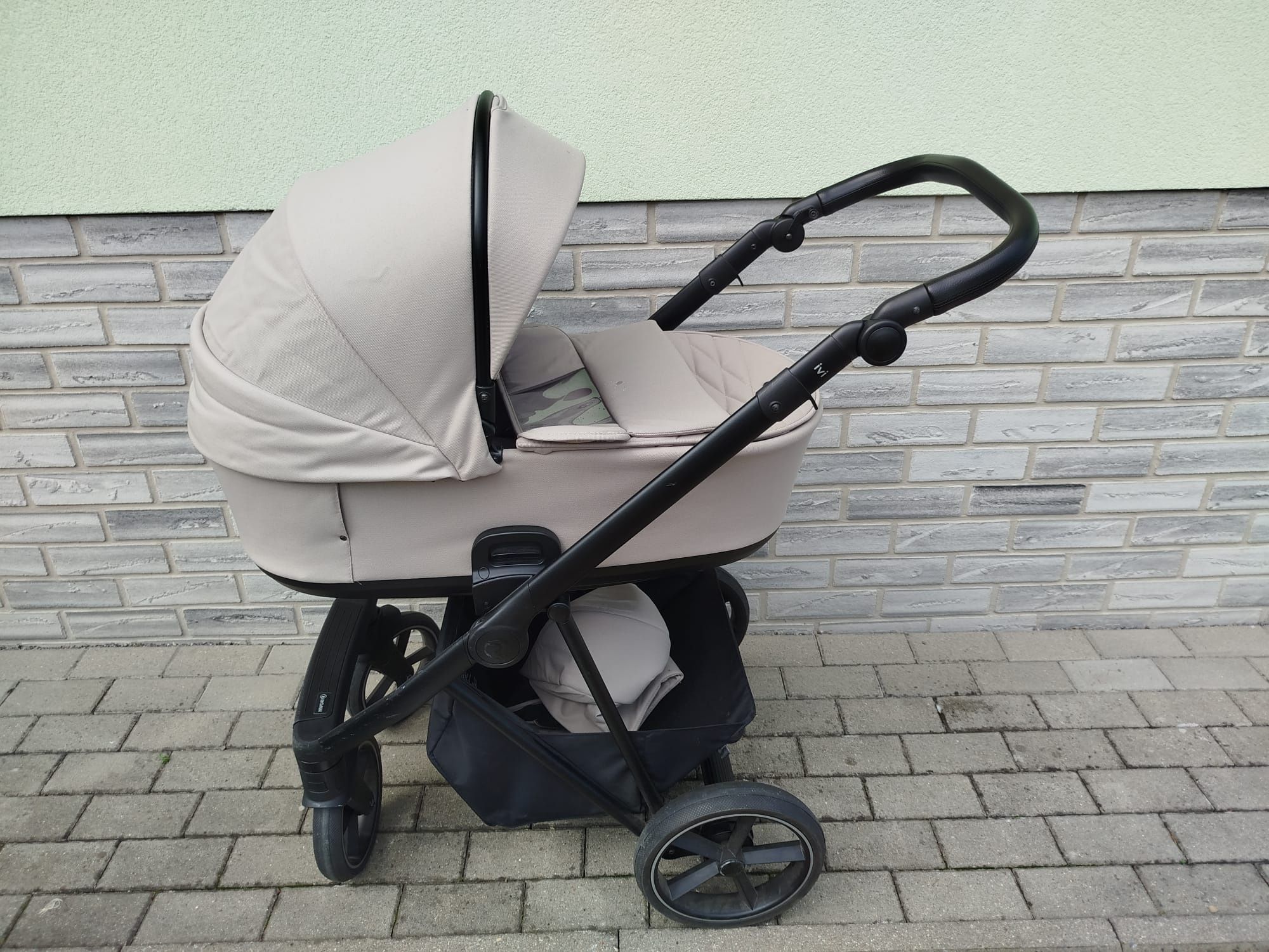 Wózek 2w1 Roan Ivi 2.0