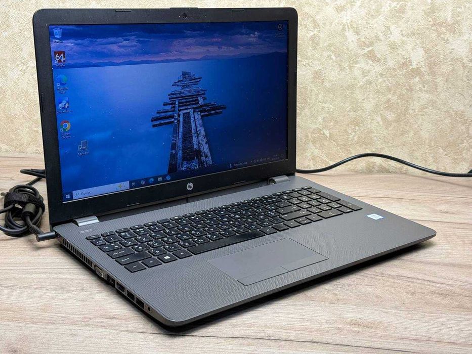 HP 250 G6 15,6/i5-7Gen/8/SSD180