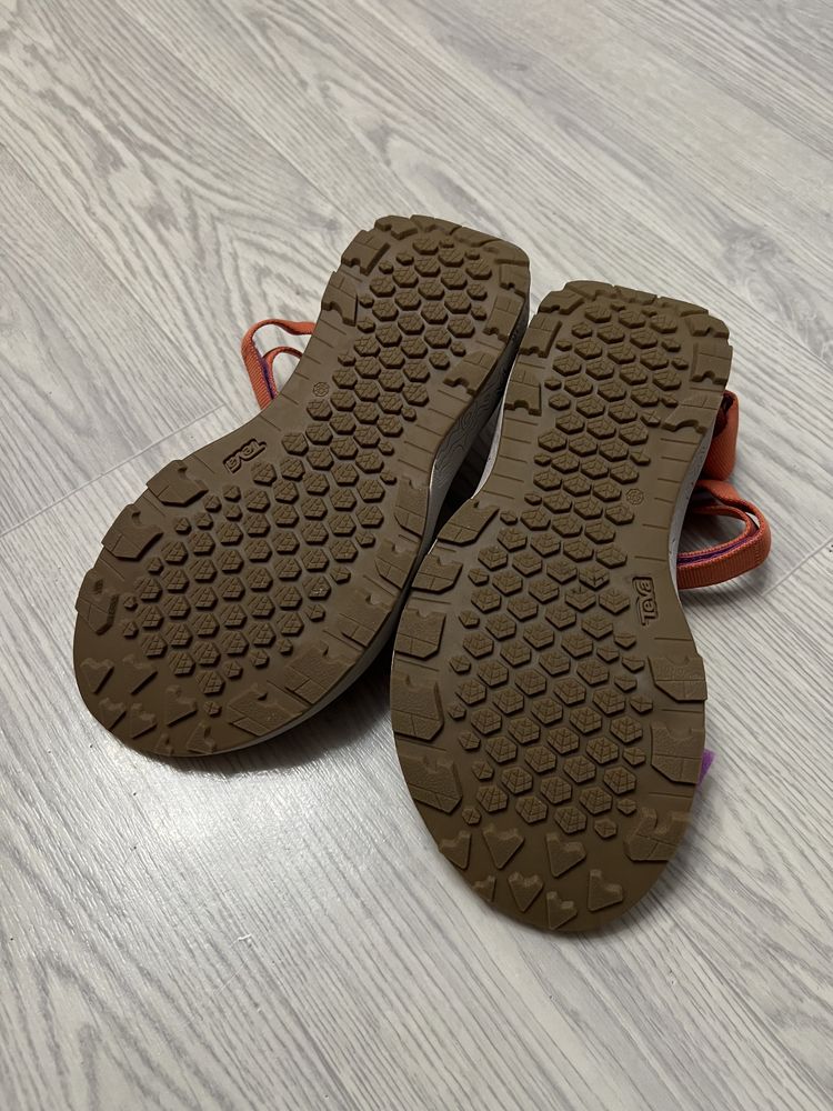 Сандалі босоніжки Teva Hydratrek Tigerlily EUR 39 25 см Тева