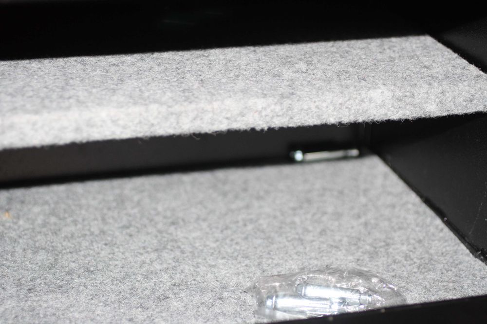 Cofre para laptop Yale Locks Premium (1k em dinheiro) YALYLB200EB1