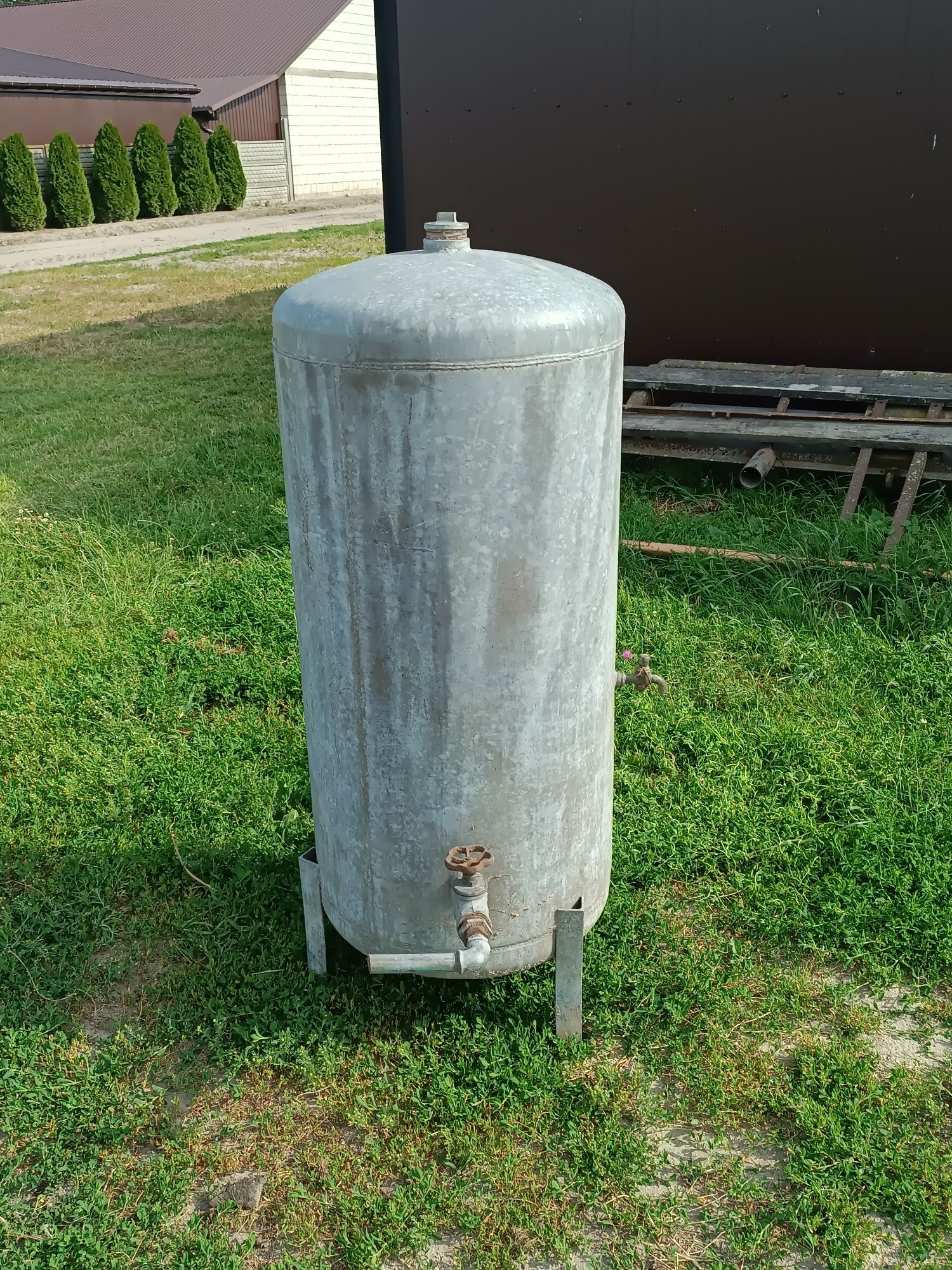Sprzedam hydrofor na wodę 200l