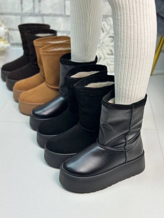 Жіночі шкіряні зимові черевики уггі в кольорах